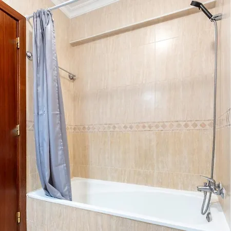 Sunny Retreat With Pool And Balcony By Lovelystay * Albufeira