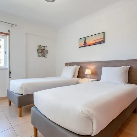 Sunny Retreat With Pool And Balcony By Lovelystay Albufeira